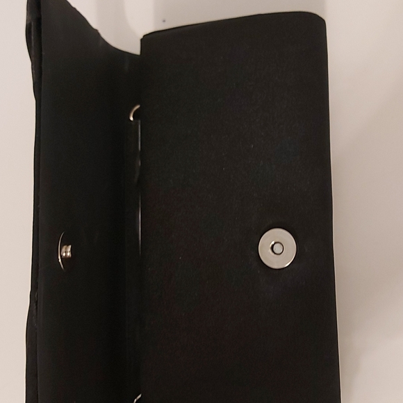 Evening Clutch - Picture 3 of 3